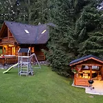 Marína A Matej Kubínska Hoľa Сasa de vacaciones Dolny Kubin