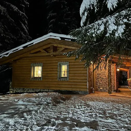 Marína A Matej Kubínska Hoľa Сasa de vacaciones