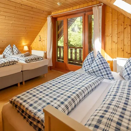 Marina A Matej Kubinska Hola