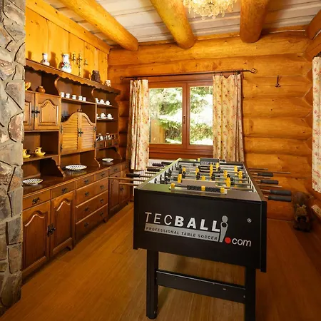 Marina A Matej Kubinska Hola Casa vacanze