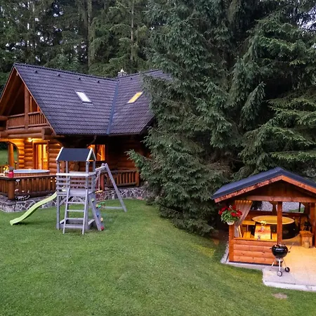 Marína A Matej Kubínska Hoľa Сasa de vacaciones Dolny Kubin