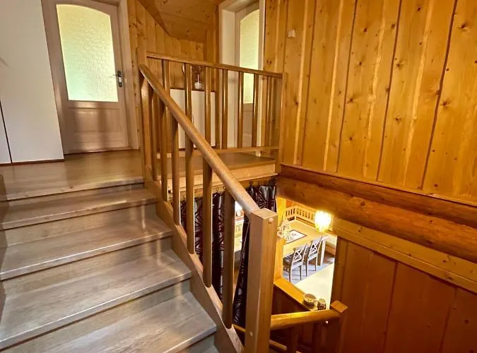 Marina A Matej Kubinska Hola