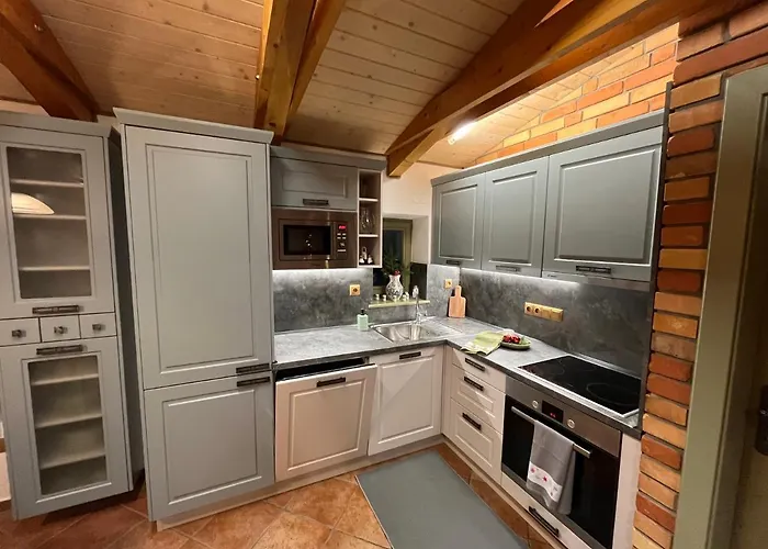 펜션 Marina A Matej Kubinska Hola