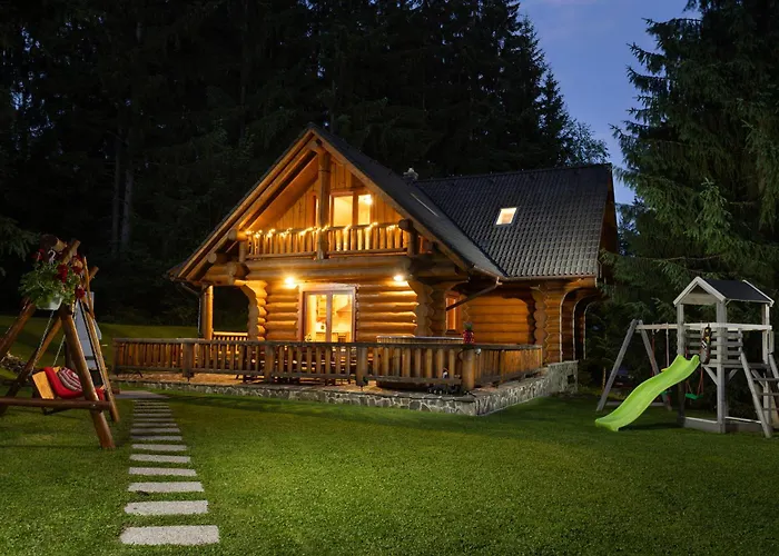 Marina A Matej Kubinska Hola 돌니 쿠빈