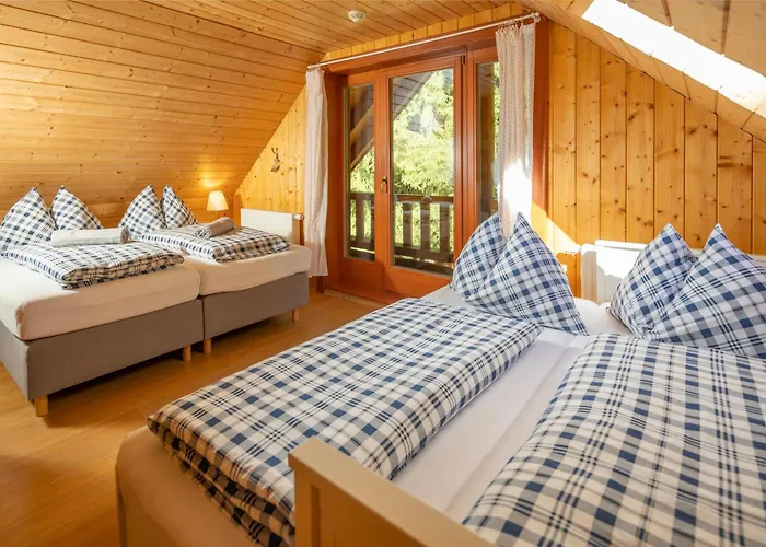 Marina A Matej Kubinska Hola