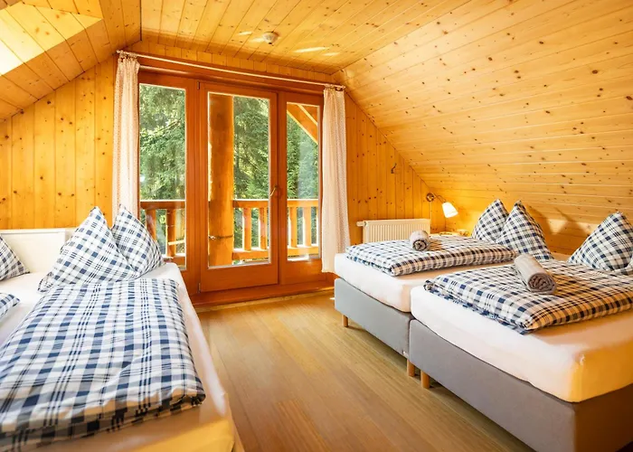 Marina A Matej Kubinska Hola 펜션 *