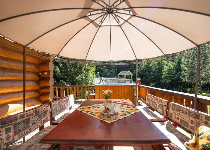 Marina A Matej Kubinska Hola 돌니 쿠빈