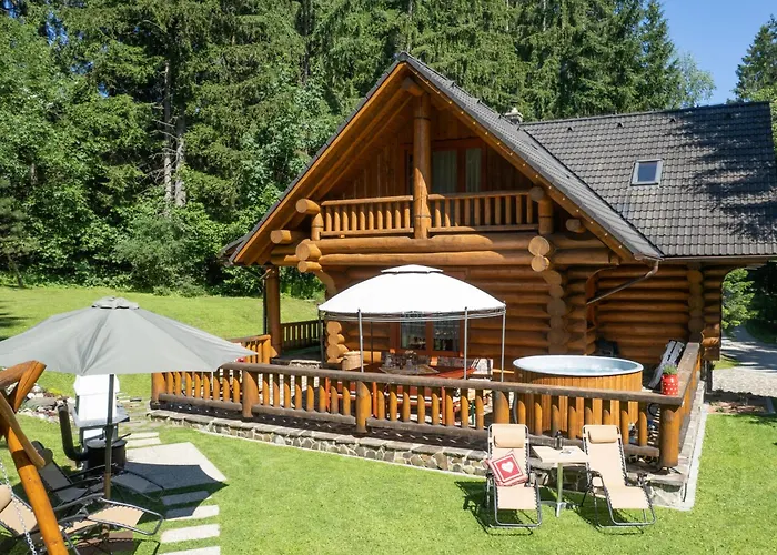 펜션 Marina A Matej Kubinska Hola