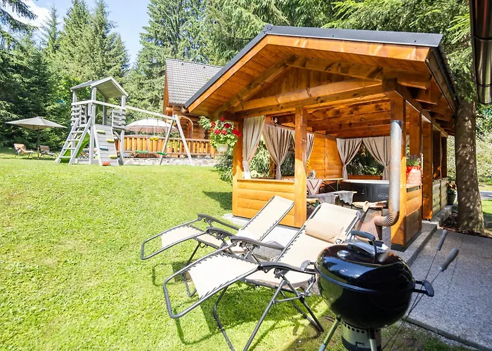 Marina A Matej Kubinska Hola 펜션 돌니 쿠빈