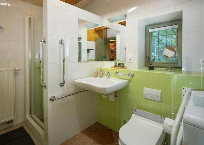 펜션 Marina A Matej Kubinska Hola 돌니 쿠빈